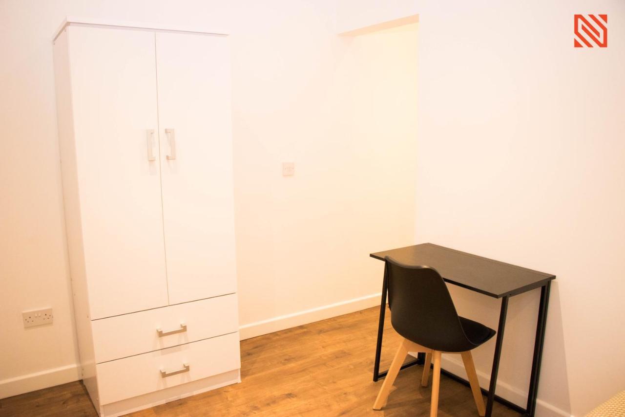 Modern Newgate Apartments - Convenient Location, Close To All Local Amenities Stoke-on-Trent Bagian luar foto
